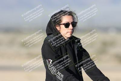 media/Jan-15-2026-Racers Edge (Thu) [[dfebeb70ab]]/1-Around the Pits-Track Walk/